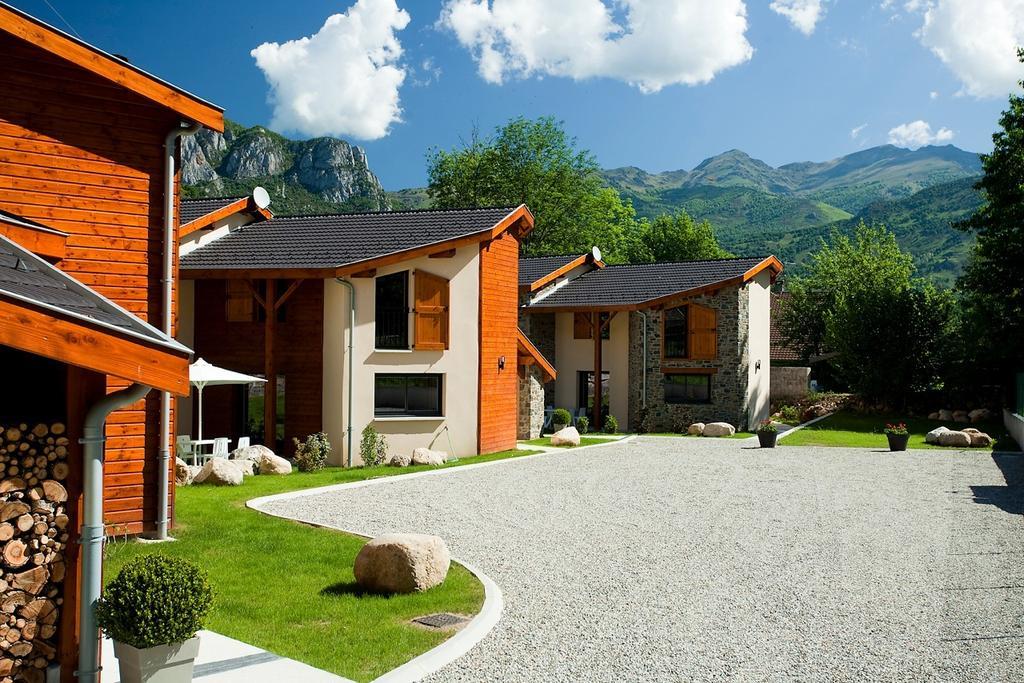 Les Granges De Leo Villa Aston Exterior photo