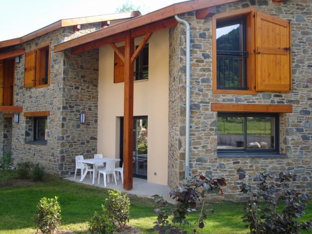 Les Granges De Leo Villa Aston Room photo