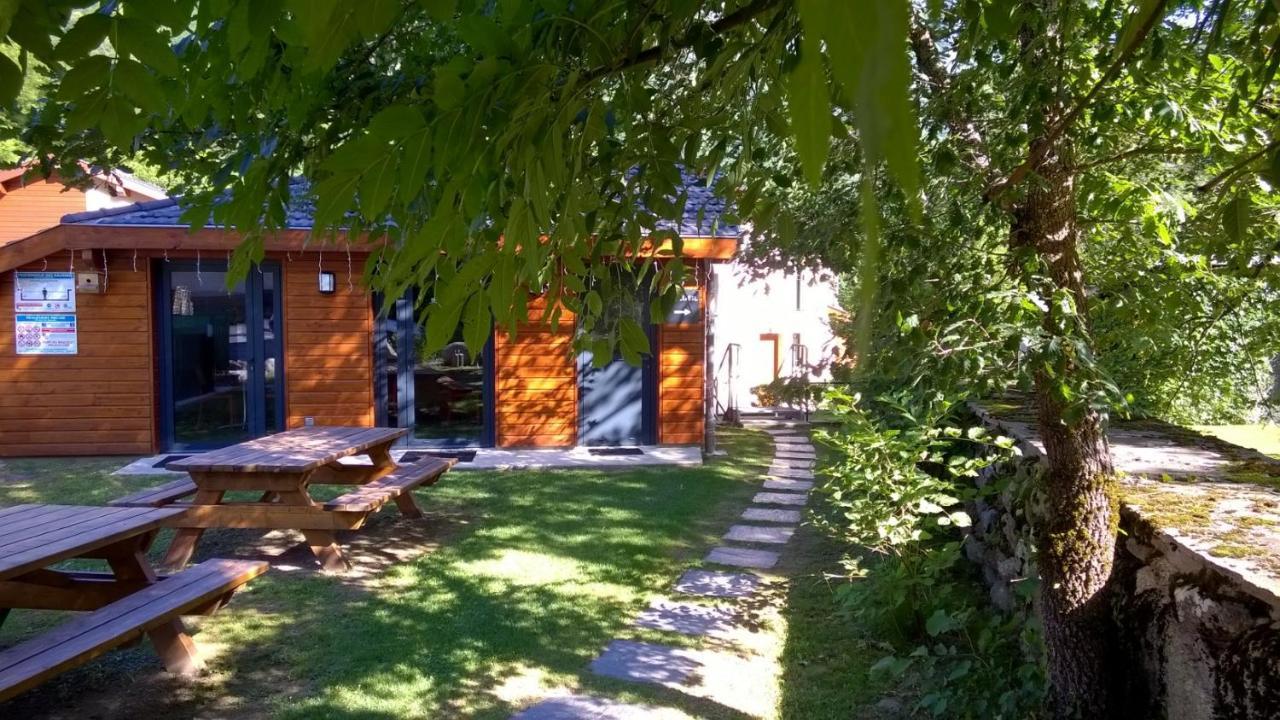 Les Granges De Leo Villa Aston Exterior photo